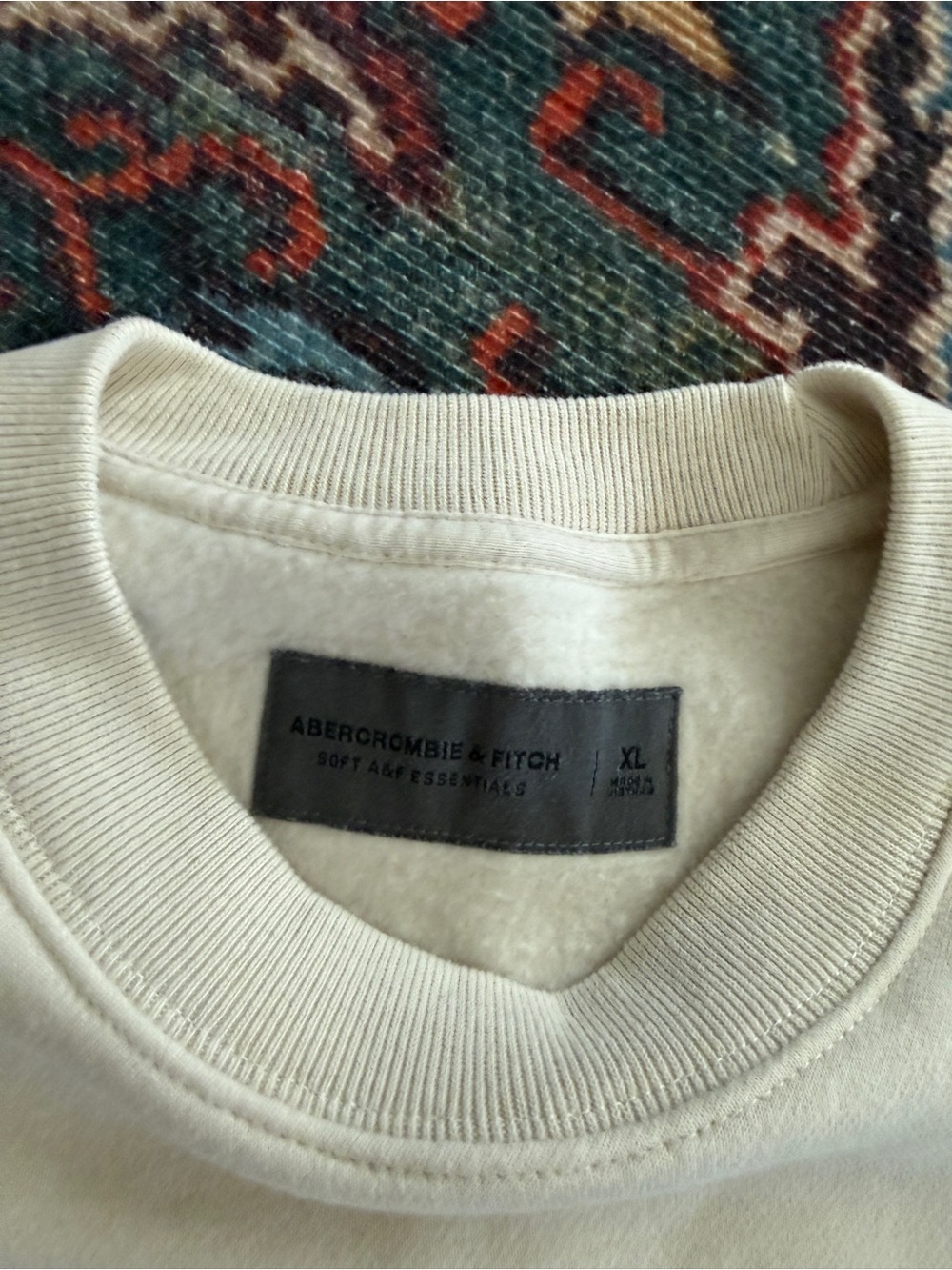 Abercrombie & Fitch Cream Crewneck Sweatshirt with Flying Duck Graphic - Picture 2 of 5